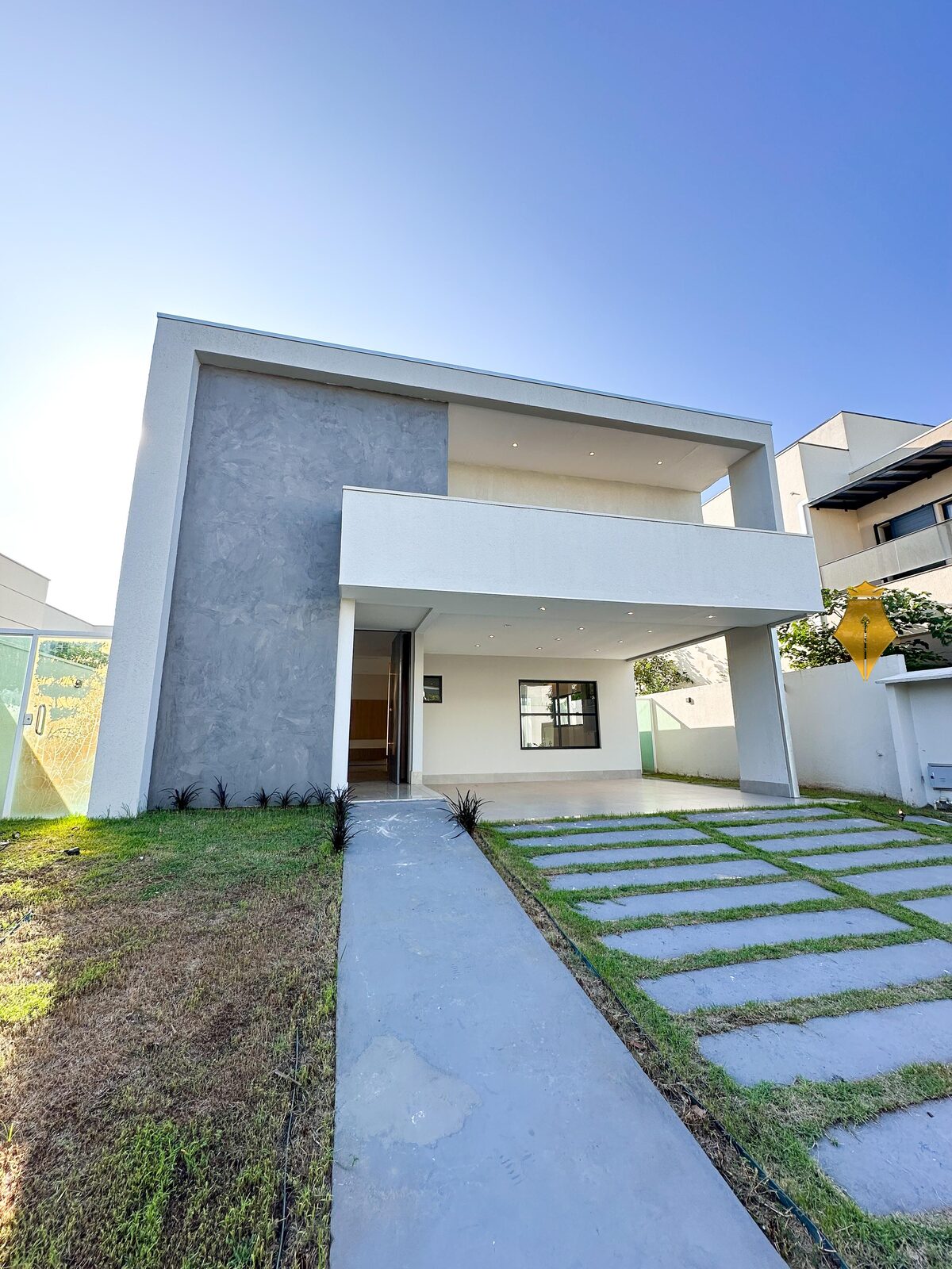 Sala ampla em casa de alto padrão